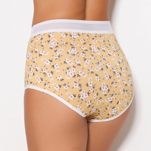 Calcinha Modelo Calçola Estampada - Image 6